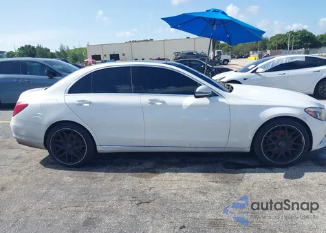 2016 Mercedes-Benz C 300 4Matic/Luxury 4Matic/Sport 4Matic from USA, damaged, VIN WDDWF4KB4GR143964